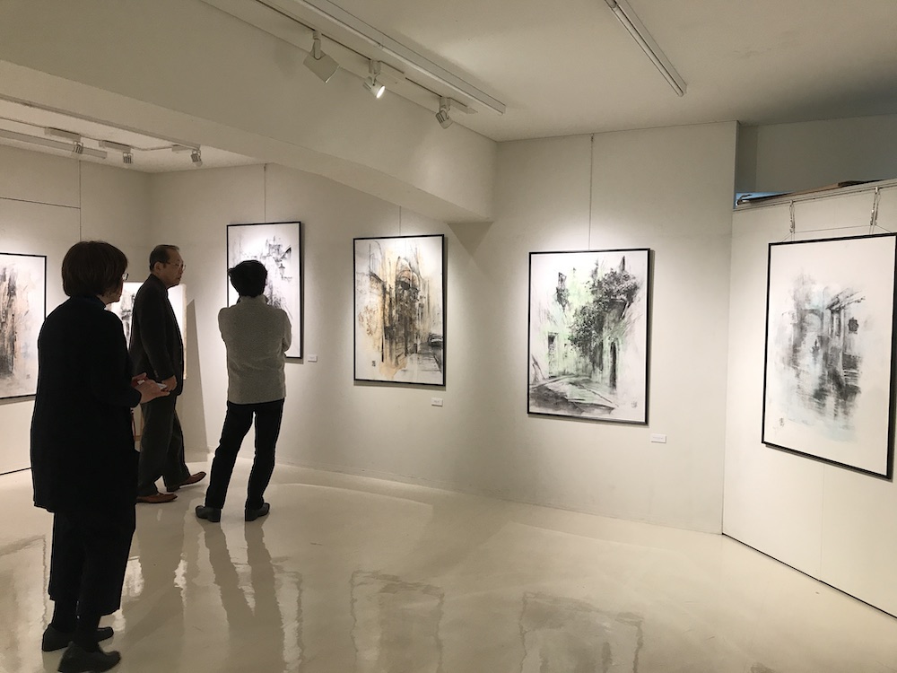 蔡國華カレンダー原画展　会場の様子
