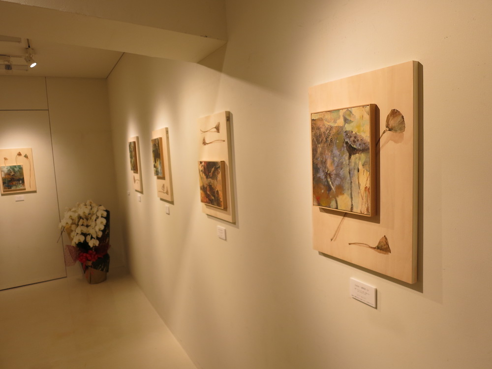 新春 蔡國華作品展「蓮」会場の様子